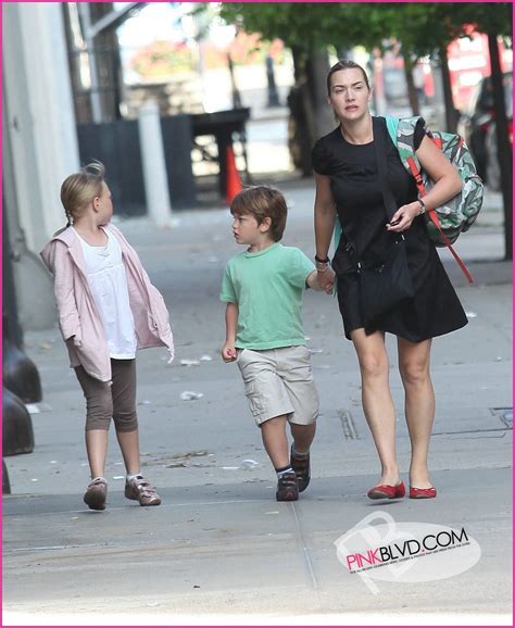 Kate Winslet walks with her kids - Kate Winslet Photo (6422003) - Fanpop