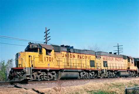 EMD's "GP15" Series: A 2nd-Generation Light Road-Switcher