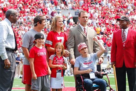 Stefanie Spielman, wife of Chris Spielman, dies after long battle with ...