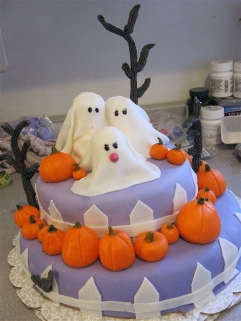 Living Room Decorating Ideas: Halloween Baby Shower Cakes Ideas