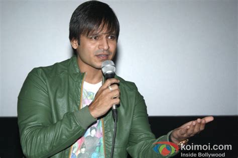 Vivek Oberoi promotes ‘Grand Masti’ in Delhi - Koimoi