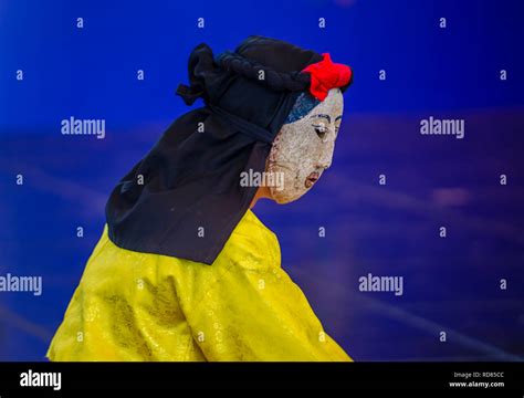 Actor performing the traditinal Korean Maskdance at Andong South Korea Stock Photo - Alamy