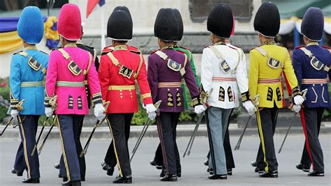 Thailand Royal Guard Uniform : uniformporn