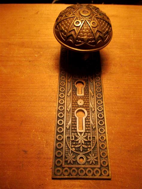 Bronze Exterior Door Plate Door Knob NOR-887 - Classic Home Hardware