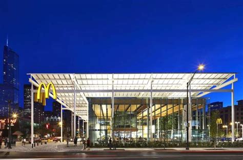 McDonald's Chicago Flagship | Area