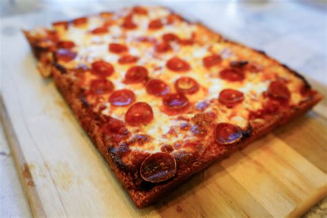 'The pan is forgiving': Why I plan to make more Detroit-style pizza at home