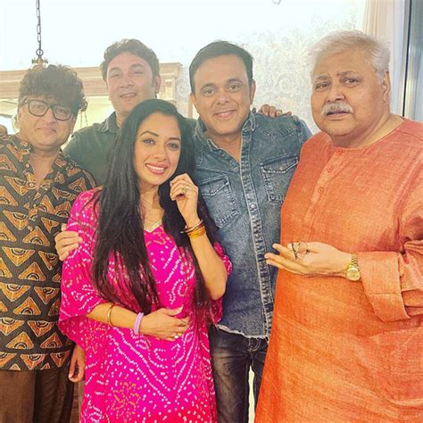 Sarabhai vs Sarabhai: Rupali Ganguly, Satish Shah, Sumeet Raghavan ...