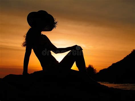 Romantic Sunset Silhouette stock image. Image of figure - 17681151