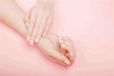 How to Strengthen Your Nails | Mark Medical Care