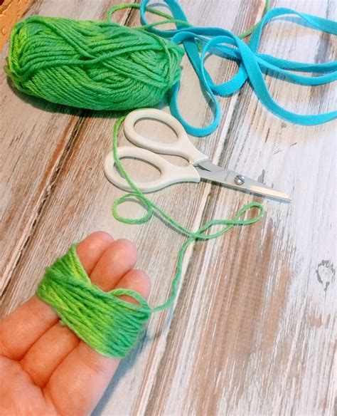 DIY Yarn Cat Toys - The Domestic Geek Blog