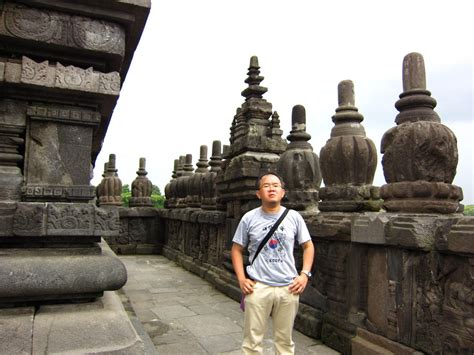 travel.pszenkhim: Inside Prambanan temple,Day 3 ( 17/3/2011 )