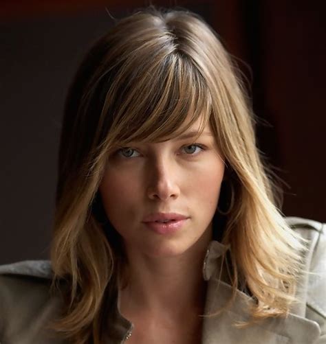 22 Jessica Biel Hairstyles - Pretty Designs