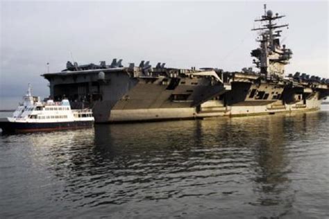 USS THEODORE ROOSEVELT (CVN-71) Crew Roster