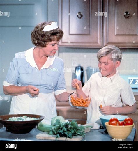 HAZEL, Shirley Booth, Bobby Buntrock, 1961-66 Stock Photo - Alamy