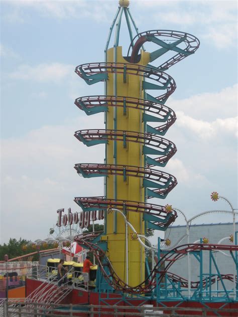 Toboggan Tower at Hershey Park, PA | Amusement park rides, Hershey park ...