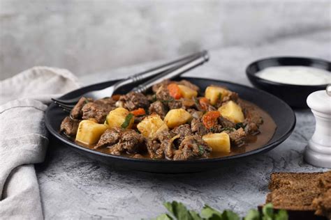 Recipe: French-style navarin of lamb with potatoes and vegetables | D'Connect