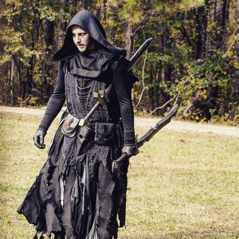 Social Dustincing- Co-DM of D4 on Twitter | Larp costume, Rogue costume ...