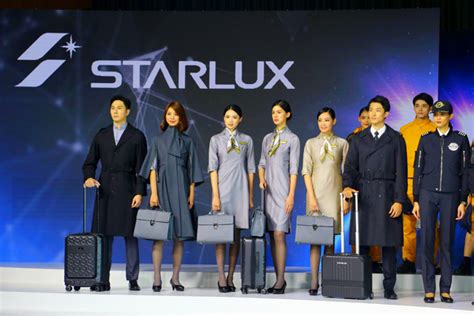 starlux-uniforms-1-mnglr - Kiosque da Aviação - O seu site de noticias ...