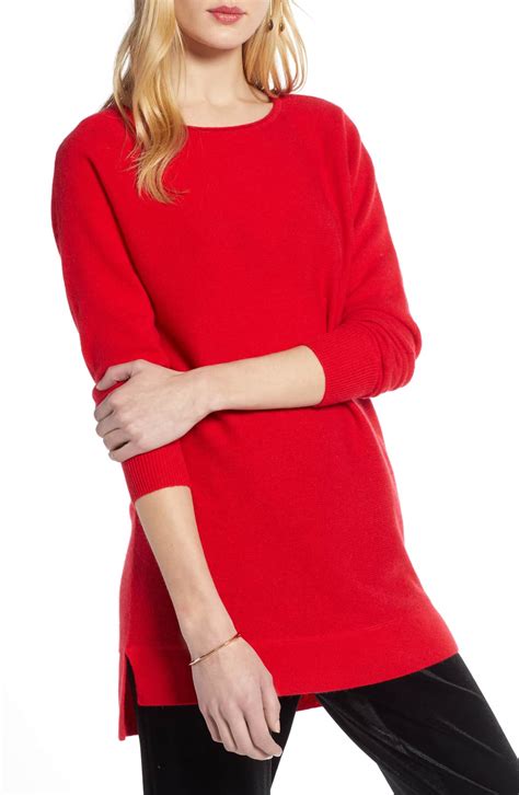 This On-Sale Cashmere Wool Sweater Is a Must-Have for Fall