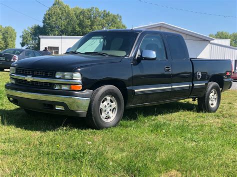 Used 2001 Chevrolet Silverado 1500 Ext. Cab Short Bed 4WD for Sale in Murray KY 42071 Dan Miller ...