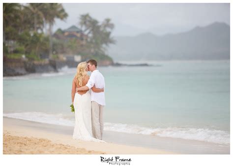 Hawaii Destination Wedding Makapuu Beach by RIGHT FRAME PHOTOGRAPHY