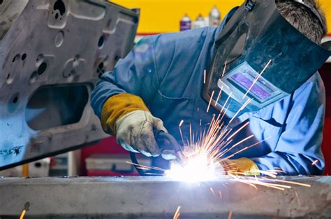 Welding Trade Schools: Start Your Career with Comprehensive Training