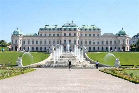 Belvedere Castle in Vienna — Stock Photo © MikeNG #9394571