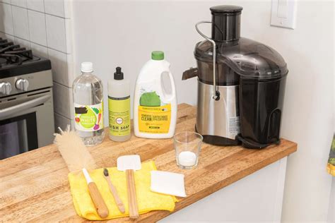 How to Clean a Juicer