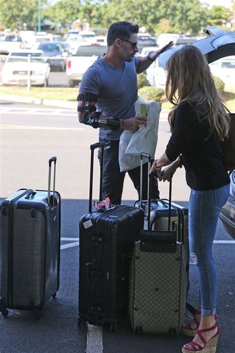 Sofia Vergara Shows Off Engagement Ring On Travel Day With New Fiancé ...