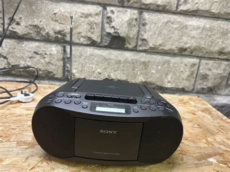 SONY CFD-S70 CD Player and Cassette Tape & FM Radio Boombox - Black £25 ...