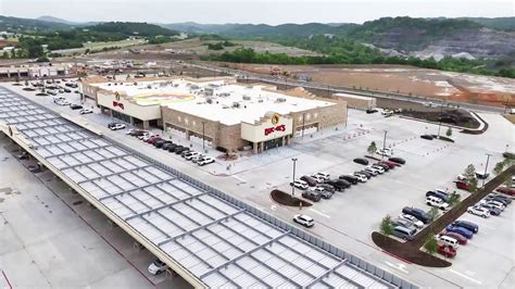 World's Largest Gas Station: world record in Sevierville, Tennessee