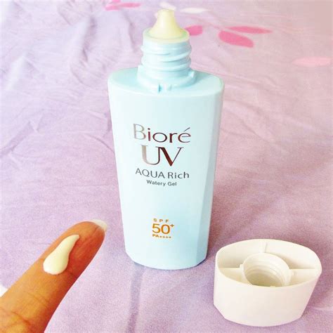 BIORE UV Aqua Rich Smooth Watery Gel SPF50 + /PA ++++ 90ml