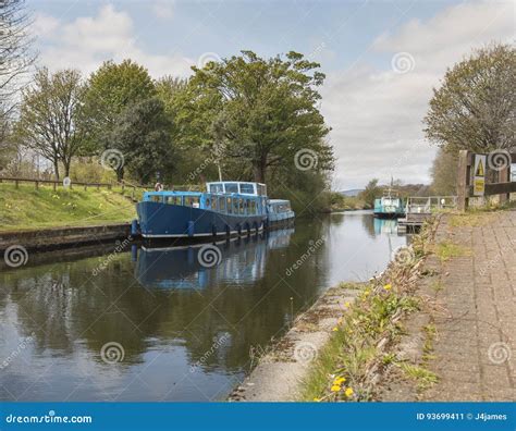 Forth and Clyde Canal stock image. Image of waterway - 93699411