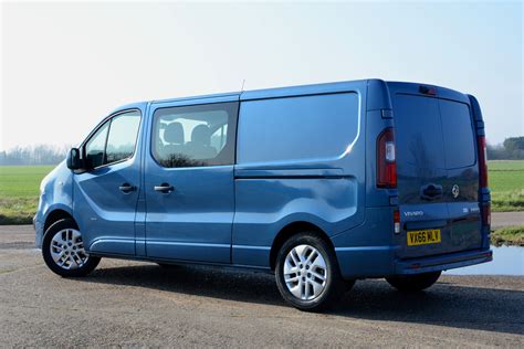 Vauxhall Vivaro van review (2014-2019) | Parkers