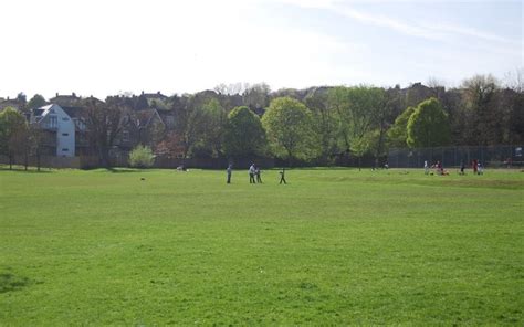 South Norwood Lake and Grounds © N Chadwick cc-by-sa/2.0 :: Geograph ...