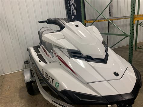 Used 2016 Yamaha FX Cruiser SHO | Specs, Price, Photos | Dealer near Cleveland & Toledo | Pure White