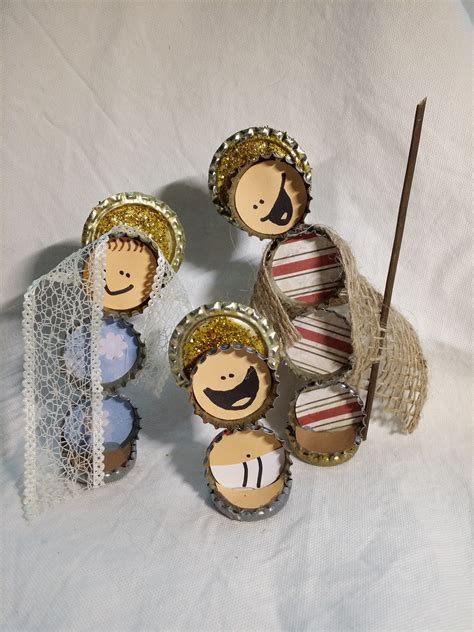 Nacimiento hecho con chapas. portal de belén reciclado | Manualidades ...