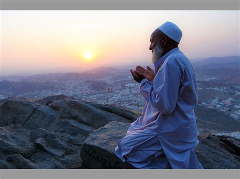 Mengenal Lebih Dekat ‘Gunung Cahaya’ Jabal Nur