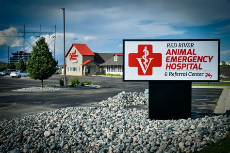 Red River Animal Emergency Hospital | TerWisscha Construction & Design