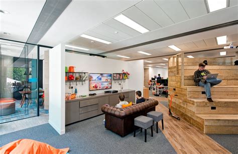 Cool Office Break Rooms - The Playgrounds Of The Adults | Office break room, Cloud office, Break ...