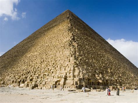 Great Pyramid of Giza may be able to focus electromagnetic energy ...