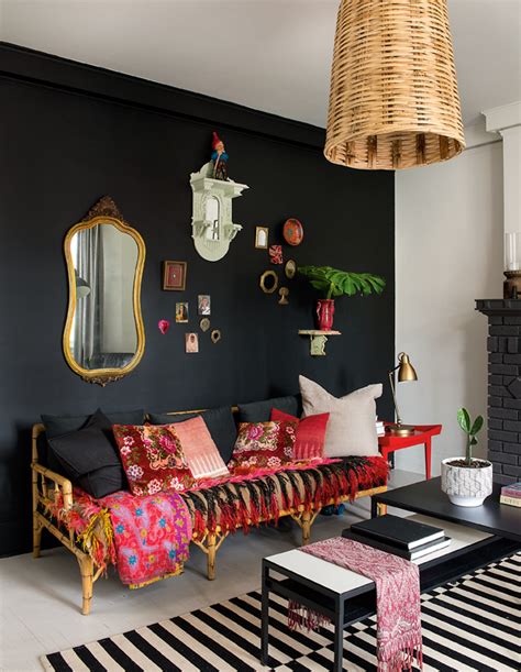 Black Living Room Walls | Baci Living Room