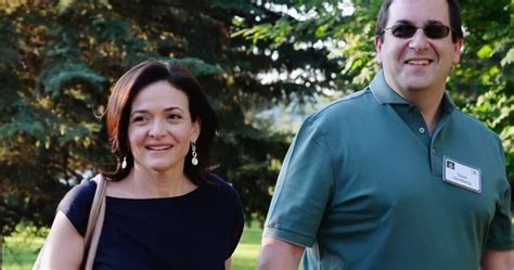 Sheryl Sandberg - Net Worth, Boyfriend, Bio, Age, Book