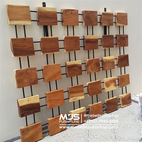 Panel Wall Decor Hiasan Dinding Kayu Trembesi Kotak - MJS FURNITURE JEPARA