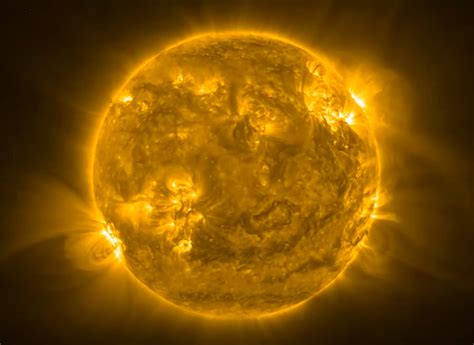 ESA's Solar Orbiter Mission Captures Hypnotizing Time-Lapse of the Sun Using FSI Telescope ...