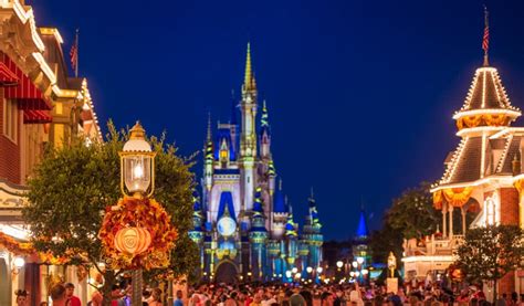 Halloween is Back in Full Form at Magic Kingdom! - Disney Tourist Blog