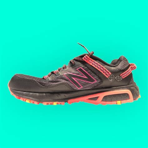 New Balance 410 V6 trail running shoes black & Pink... - Depop