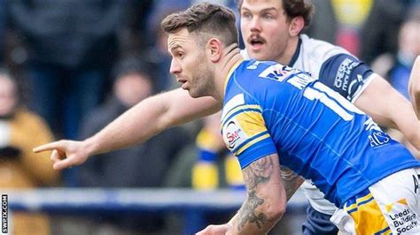 Richie Myler: Leeds Rhinos versatile back set for 10 weeks out after adductor surgery - BBC Sport