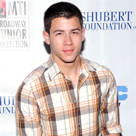 Nick Jonas Debuts New Buzz Cut—Do You Like? - E! Online