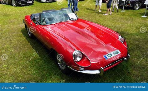 Vintage Sports Cars, Jaguar E Type Editorial Photography - Image of motor, vintage: 58791757